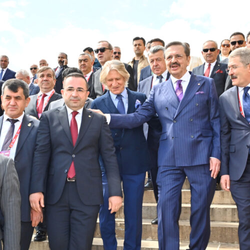 BAŞKAN GÜNGÖR: “CUMHURİYETİMİZİ DAHA GÜÇLÜ YARINLARA TAŞIMAKTA KARARLIYIZ”